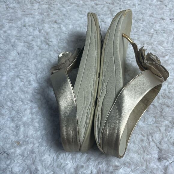 Fitflop Gold Flower Bloom wedge thong Sandals Size8 - Picture 5 of 11